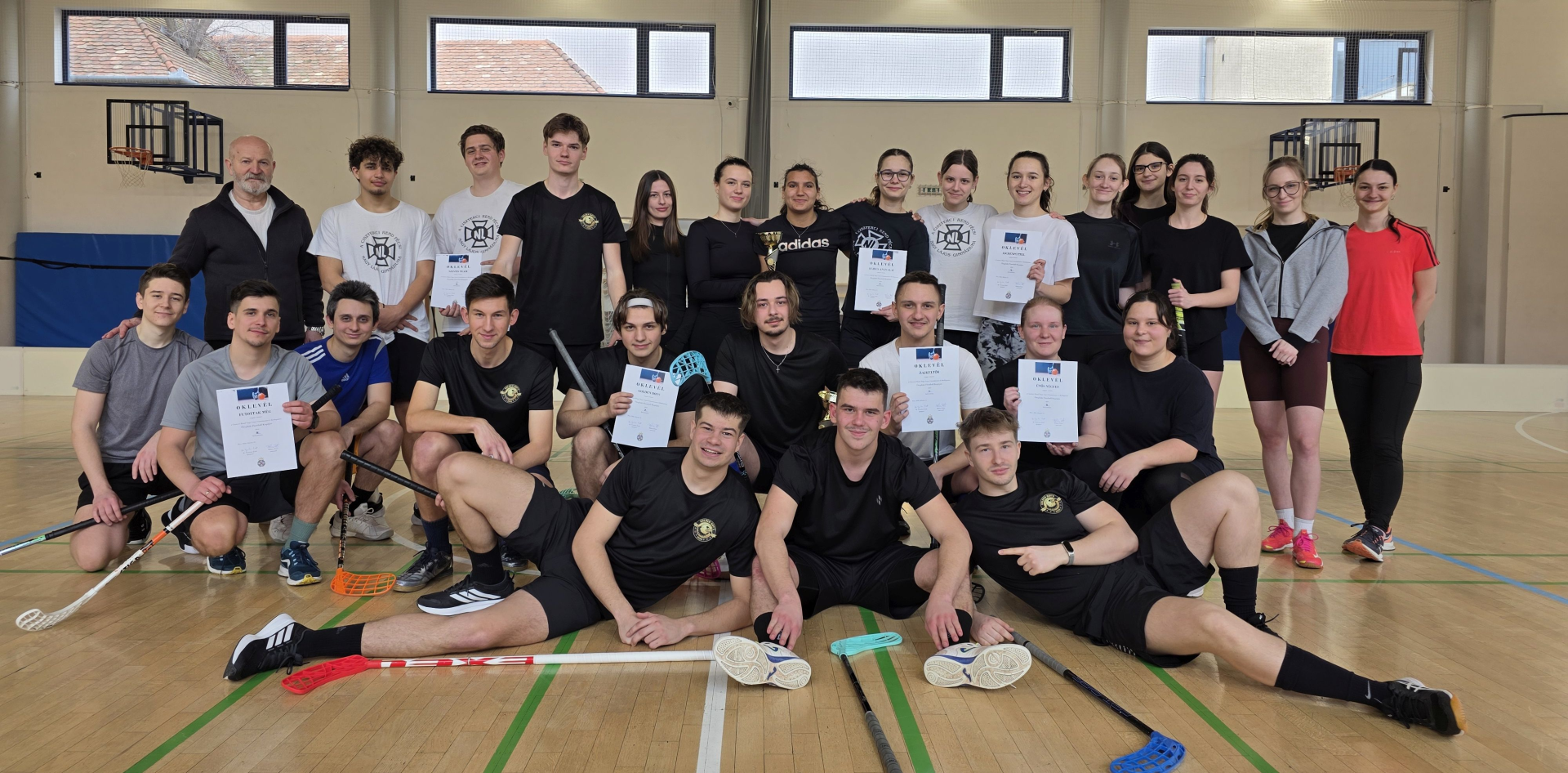 Tíz év, egy csapat – Jubileumi Öregdiák Floorball Találkozó