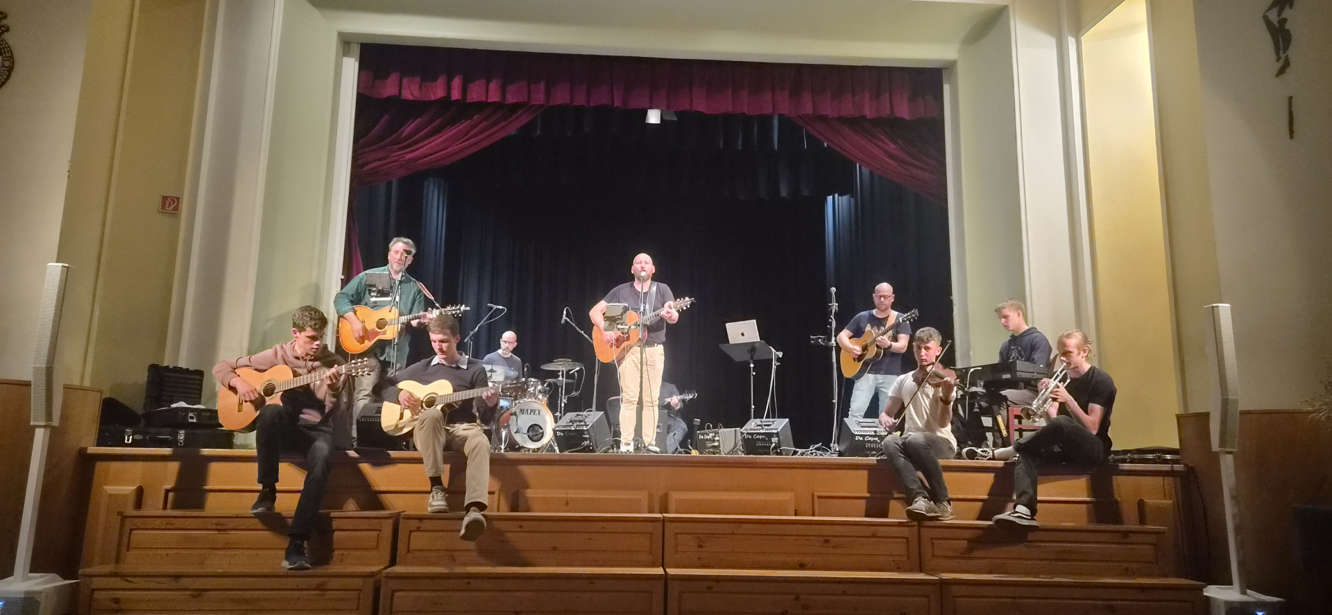 Ciszterci Dicsőítő Nap