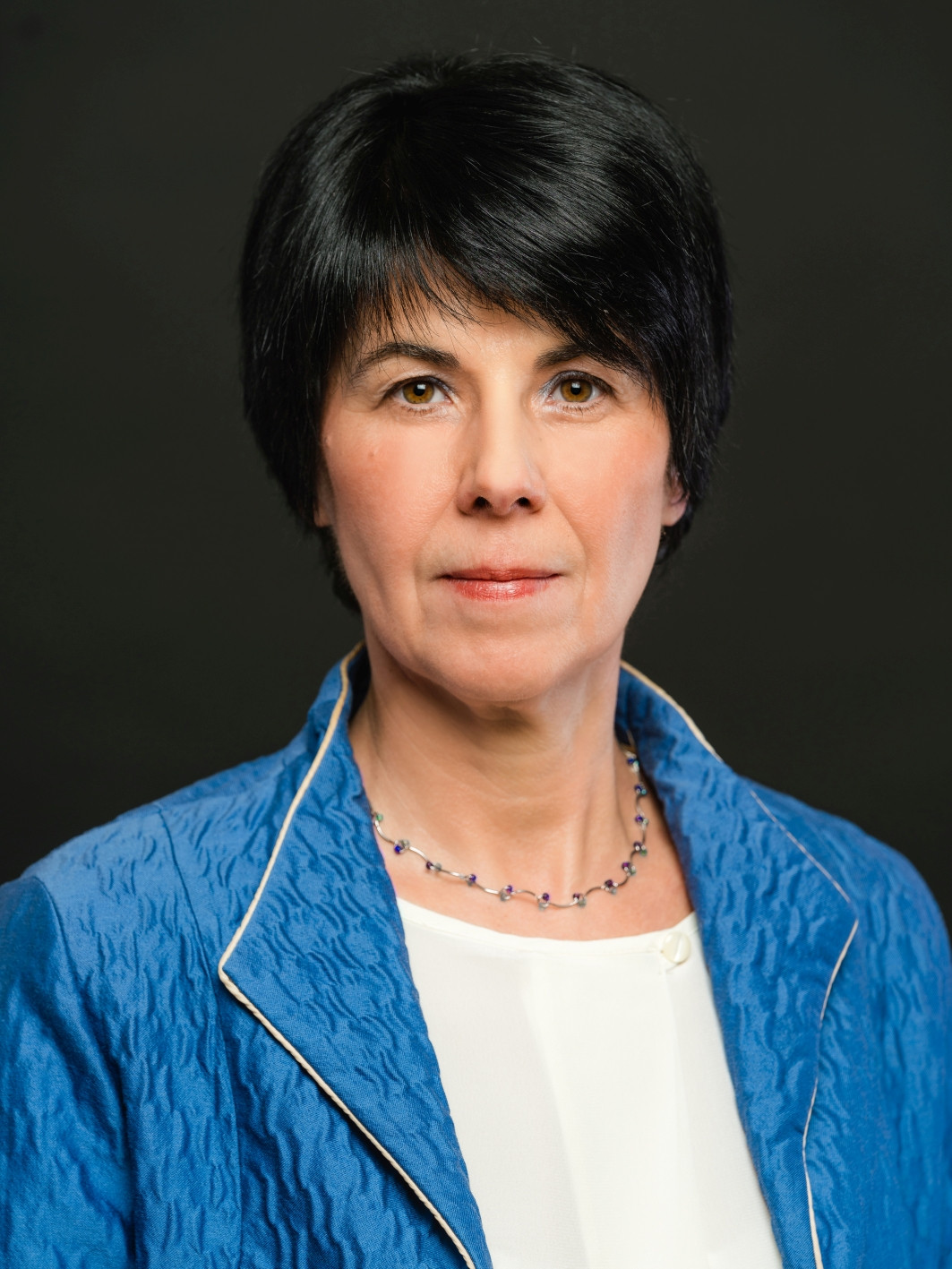 Dr. Ulrichné Novacsek Krisztina